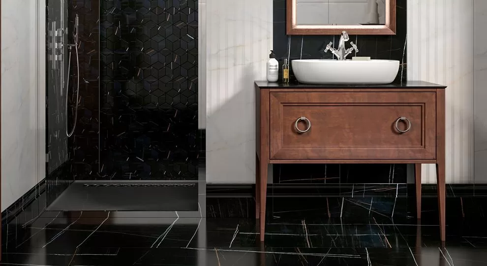 Также на фото: раковина Plaza накладная, 60 см.; тумба Plaza Classic напольная, 100 см.; смеситель Muse