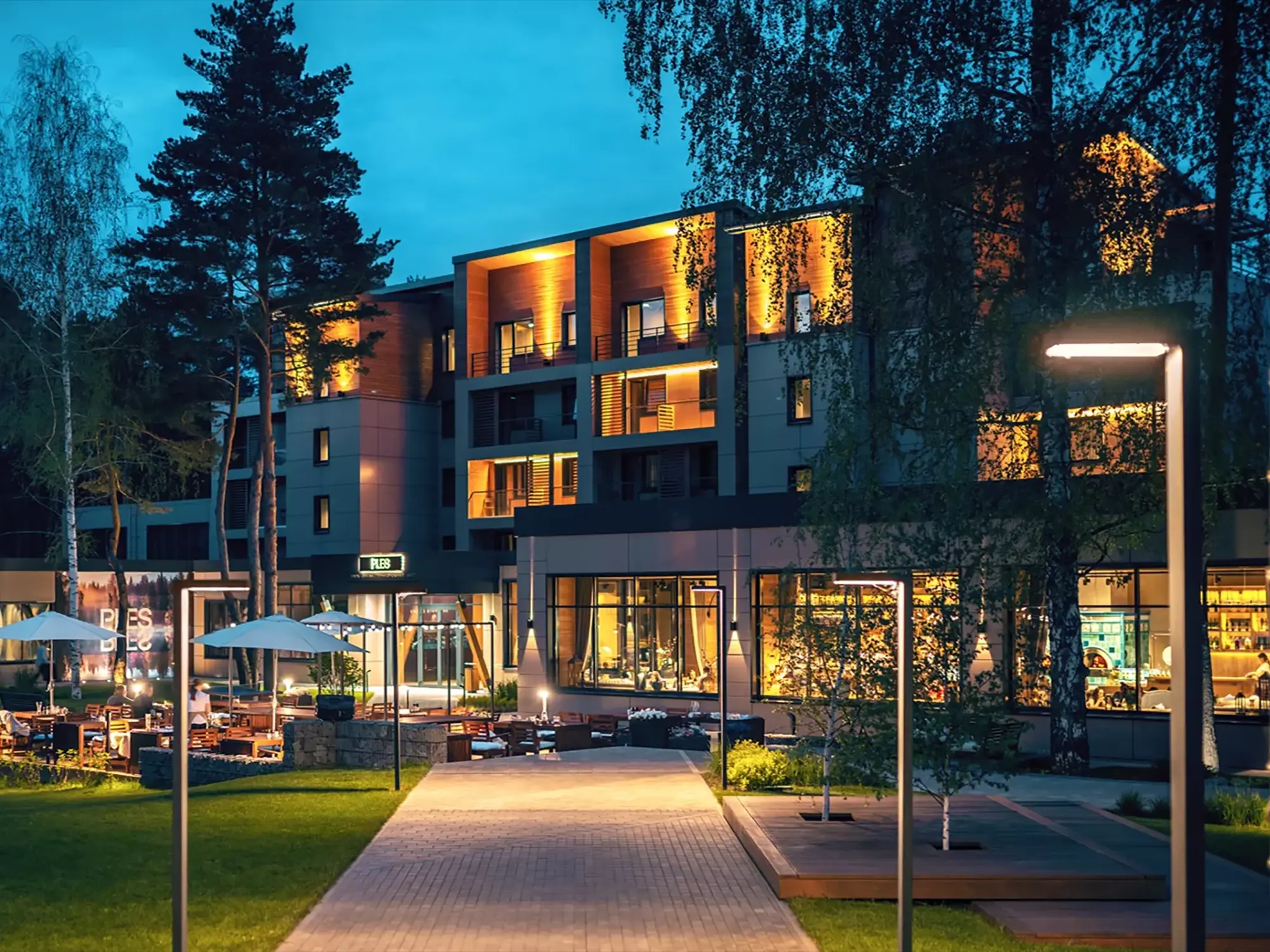 ПАРК-ОТЕЛЬ «PLES»