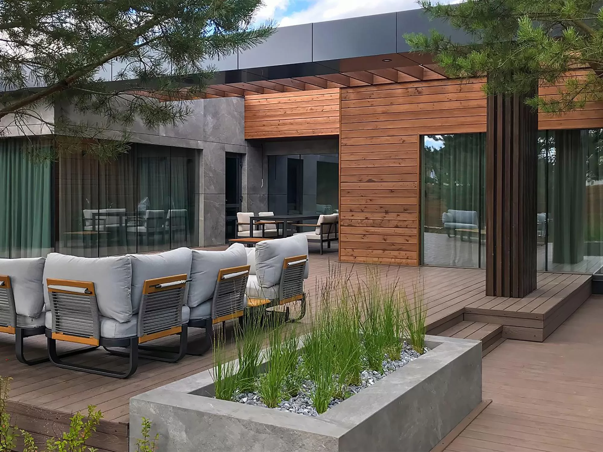 «Дом в соснах»