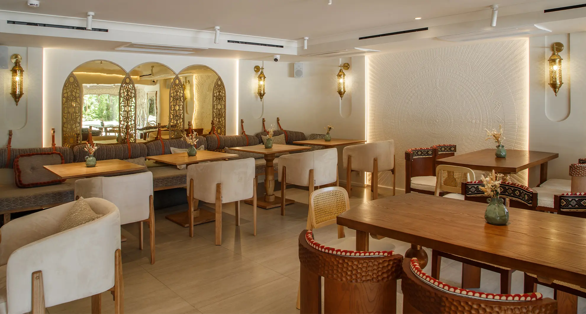 Ресторан Zira Garden