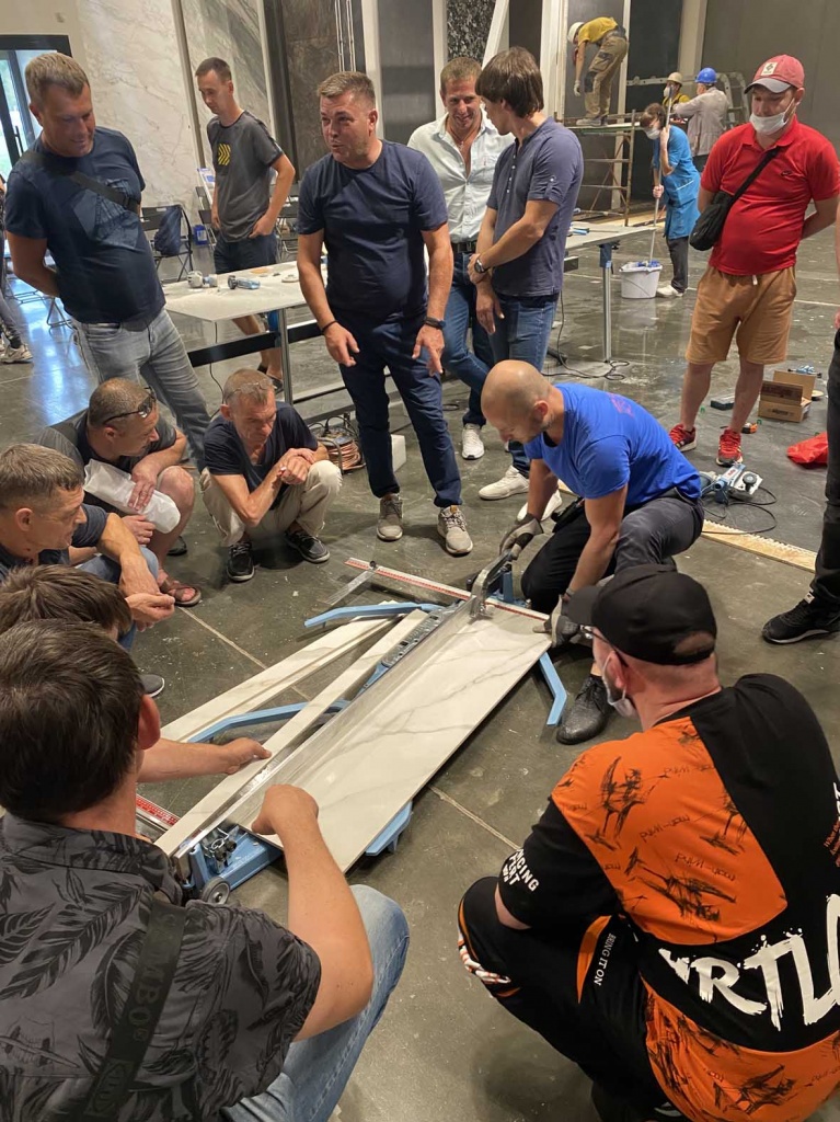 Мастер-класс по резке и укладке СУПЕРМАКСИ